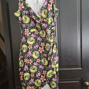 SOURPUSS Ecclectic Sleeveless Wiggle Dress